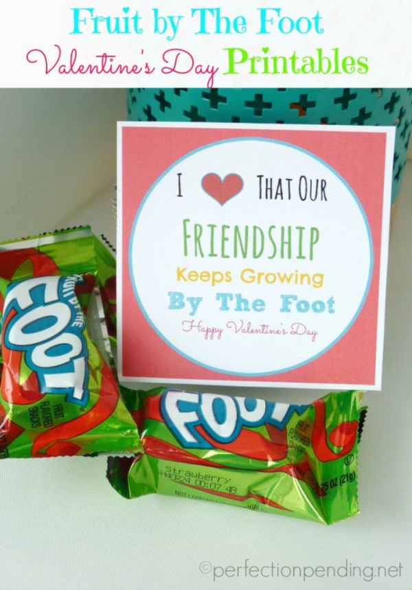 Fruit-By-The-Foot-Valentines-Day-Printables-715x1024