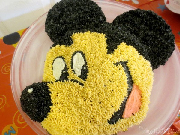 Mickey Cake | thethingsilovemost.com