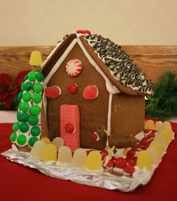 Gingerbread Houses – An Annual Tradition – Guest Post by Montserrat