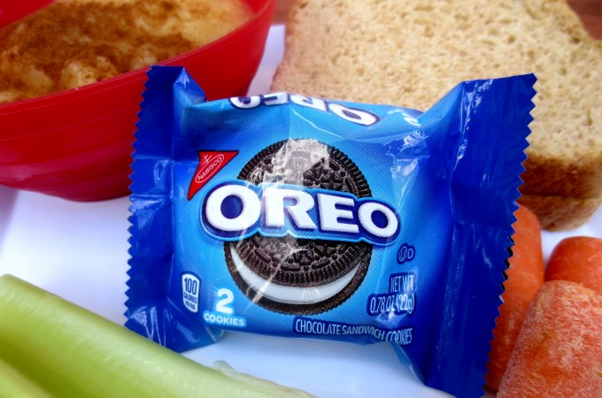 Simple Snacks – The Oreo 2-Pack